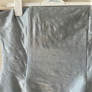 Jessica McClintock strapless fully lined gown